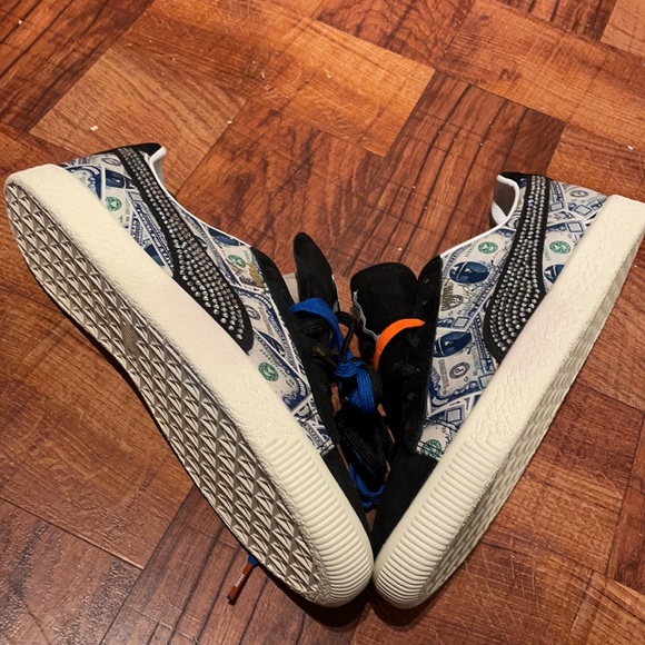 Puma x The Clyde Sneakers - Picture 4 of 14